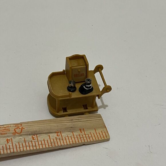 Calico Critters Sylvanian Families Serving Cart with Coffee Pots & Bread Box - Picture 10 of 10